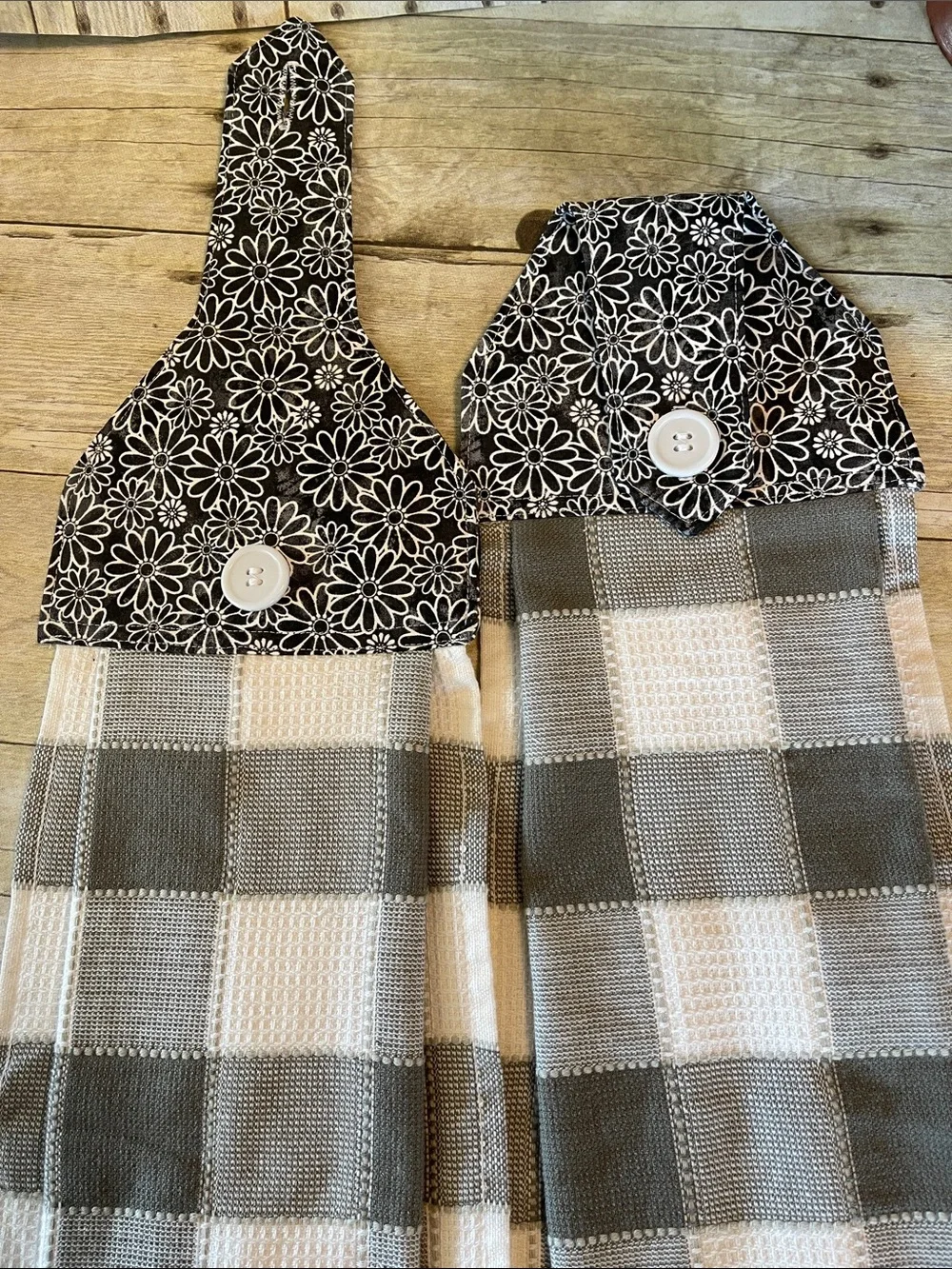 Sewn Top Hanging Towels Set of Black & White & Gray Button Closure